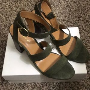 Tommy Hilfiger Green open toe Heels